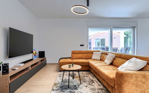 Villa Fortuna: Furniture, Interior Design, Couch, Flooring, Wood, Living Room, Floor, Ceiling, Home, Lighting