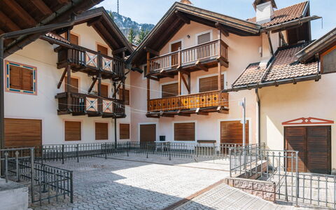 Corte dei Larici: Residential Area, Neighbourhood, Town, House, Home, Land Lot, Human Settlement, Suburb, Urban Design, Lawn