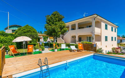 Salvia 450.2: Resort, Hotel, Villa, Eco Hotel, Swimming Pool, Resort Town