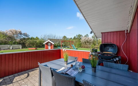 Seba - 1Km to the Fjord: Wood, Garden, Wood Stain, Shade, Hardwood, Cottage, Yard, Landscaping, Plank, Chair