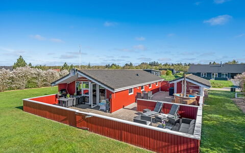 Seba - 1Km to the Fjord: Grass, Grassland, Land Lot, Cottage, Rural Area, Meadow, Garden Buildings, Garden, Shed