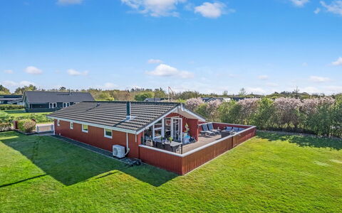 Seba - 1Km to the Fjord: Grass, Grassland, Land Lot, Cottage, Rural Area, Meadow, Garden Buildings, Garden, Shed