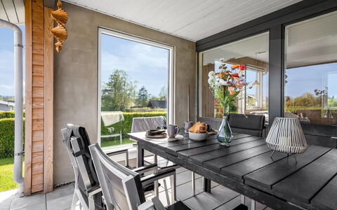 Fridoline - 450M from the Sea: Grass, Grassland, Land Lot, Cottage, Rural Area, Meadow, Garden Buildings, Garden, Shed