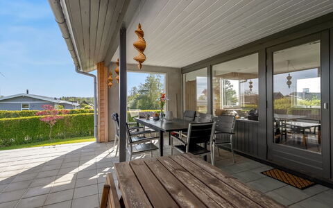 Fridoline - 450M from the Sea: Grass, Grassland, Land Lot, Cottage, Rural Area, Meadow, Garden Buildings, Garden, Shed
