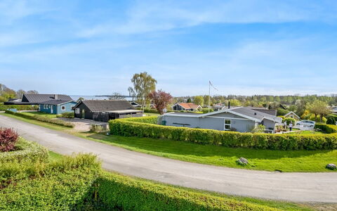Fridoline - 450M from the Sea: Grass, Grassland, Land Lot, Cottage, Rural Area, Meadow, Garden Buildings, Garden, Shed