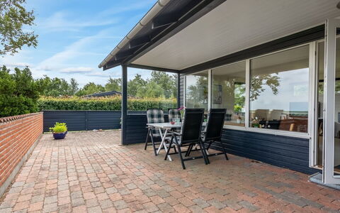 Atena - 200M from the Sea: 
