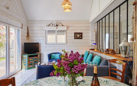 Chez Boubou: Blue, Swimming Pool, Resort, Shade, Eco Hotel, Hotel, Tropics, Landscaping, Villa