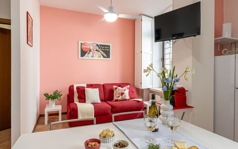 Movie Suite Jesi: Furniture, Interior Design, Room, Flooring, Floor, Lighting, Home, Table, Apartment, Ceiling