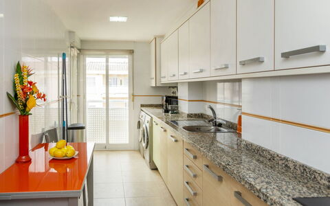 Ed. Villa Magna: Kitchen, Countertop, Major Appliance, Flooring, Wood, Kitchen Appliance, Interior Design, Cabinetry, Floor, Apartment