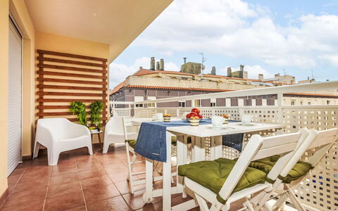 Ed. Villa Magna: Furniture, Apartment, Interior Design, Balcony, Chair, Condominium, Outdoor Furniture, Hotel, Daylighting