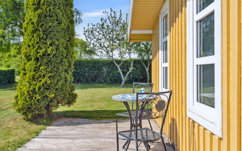 Erin - 200M from the Sea: Land Lot, Cottage, Garden, Lawn, Porch, Wood Stain, Shade, Yard, Landscaping, Backyard