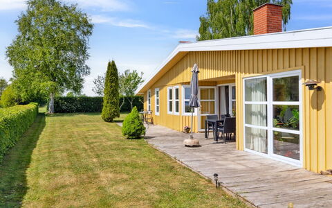 Erin - 200M from the Sea: Cottage, House, Land Lot, Roof, Home, Estate, Farmhouse, Lawn, Garden, Shade