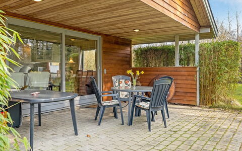 Franzisca - 200M to the Fjord: House, Roof, Home, Cottage, Shed, Garden Buildings, Siding, Yard, Log Cabin, Hut
