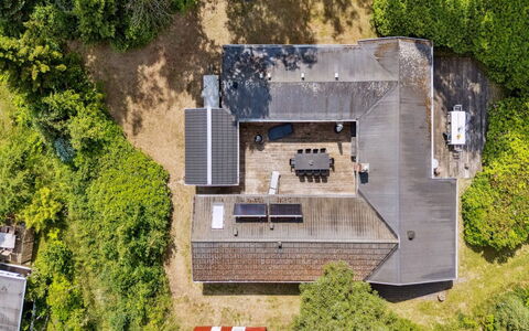Rieke - from the Sea: Estate, Shade, Driveway, Farmhouse