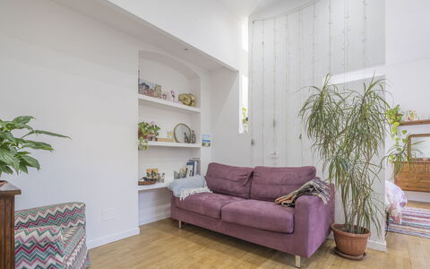 Central Cozy Nest With Parking, Bogliasco: Furniture, Interior Design, Wall, Flooring, Floor, Wood, Couch, Home, Living Room, Room