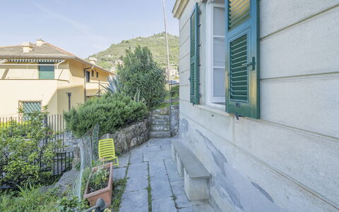 Central Cozy Nest With Parking, Bogliasco: Wall, Composite Material, Door, Concrete, Shade, Houseplant, Flagstone, Flowerpot, Balcony, Stairs
