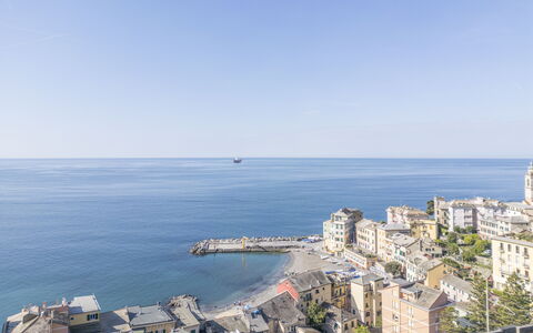 Central Cozy Nest With Parking, Bogliasco: Blue, Water, Body Of Water, Water Resources, Horizon, Coast, Sea, Coastal And Oceanic Landforms, City, Waterway