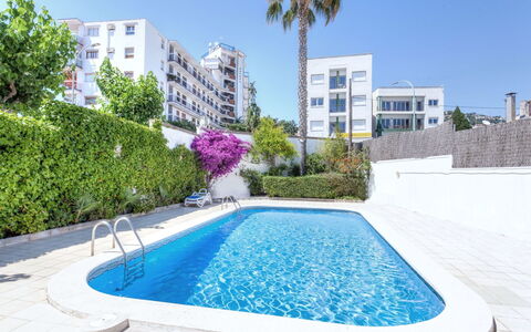 Fleming: Swimming Pool, Property, Real Estate, Building, House, Residential Area, Apartment, Architecture, Leisure, Vacation