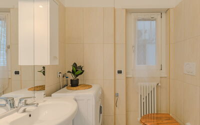 Accommodation:&nbsp;Sole e Fiori 704.2