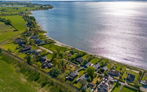 Ørn - 5M from the Sea: Estate, Shade, Driveway, Farmhouse