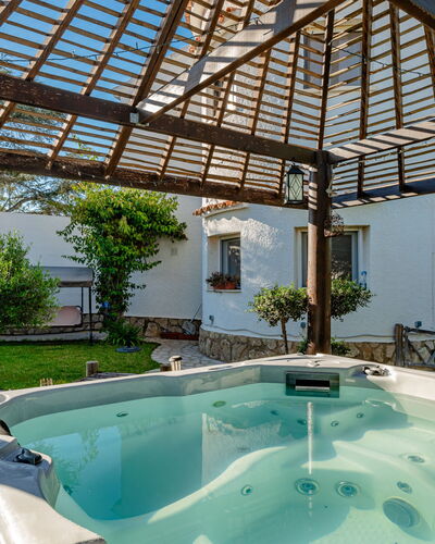 Villa Yakamoz