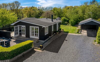 Welma - 200M from the Sea
