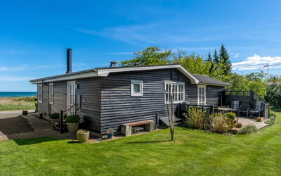 Welma - 200M from the Sea
