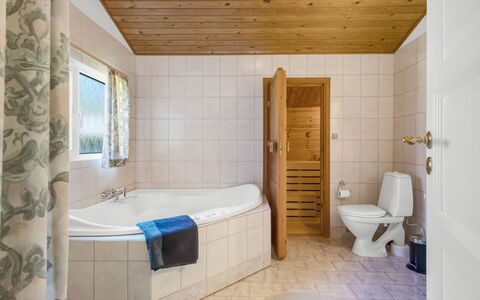 Balthasar - 400M from the Sea: Interior Design, Flooring, Floor, Plumbing Fixture, Wood, Ceiling, Bathroom, Bathtub, Room, Plumbing