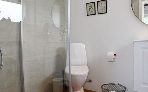 Valia - 20M from the Sea: Toilet Seat, Bathroom, Toilet, Flooring, Wall, Plumbing Fixture, Floor, Interior Design, Plumbing, Lighting