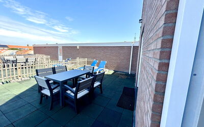 Accommodation:&nbsp;Beach House Westkapelle 107.5 300.2