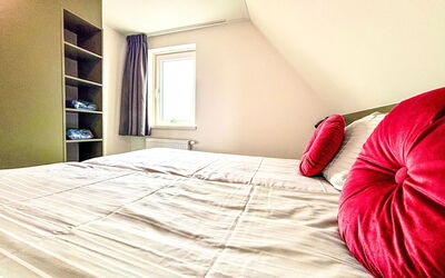 Accommodation:&nbsp;Beach House Westkapelle 107.6 300.3