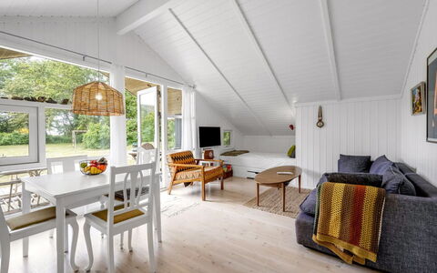 Nnykka - 125M from the Sea: Estate, Shade, Driveway, Farmhouse