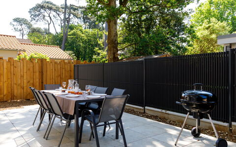 Ohana: Fence, Metal, Shade, Garden, Backyard, Outdoor Furniture, Home Fencing, Design, Wood Stain, Outdoor Structure