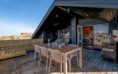 Jyde - 250M from the Sea: House, Roof, Home, Cottage, Shed, Garden Buildings, Siding, Yard, Log Cabin, Hut