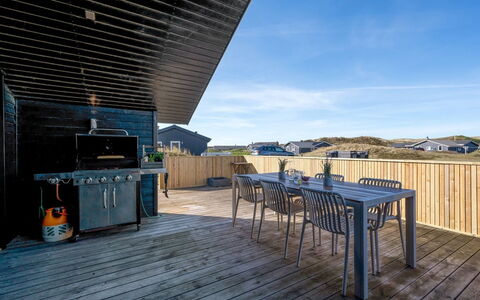 Jyde - 250M from the Sea: House, Roof, Home, Cottage, Shed, Garden Buildings, Siding, Yard, Log Cabin, Hut