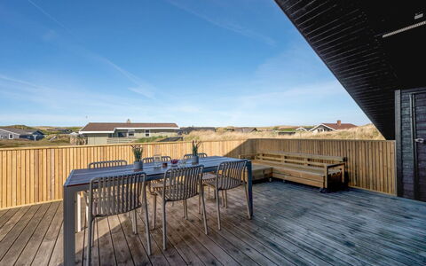 Jyde - 250M from the Sea: House, Roof, Home, Cottage, Shed, Garden Buildings, Siding, Yard, Log Cabin, Hut
