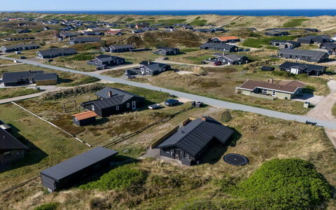 Jyde - 250M from the Sea: White, Slope, Map