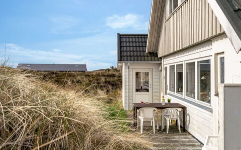 Wighlek - 800M from the Sea: Grass, Grassland, Land Lot, Cottage, Rural Area, Meadow, Garden Buildings, Garden, Shed