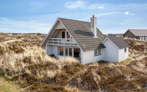 Wighlek - 800M from the Sea: Grass, Grassland, Land Lot, Cottage, Rural Area, Meadow, Garden Buildings, Garden, Shed