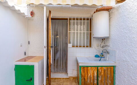 Carpa: Apartment, Chair, Balcony, Resort, Hotel, Bay, Kitchen & Dining Room Table, Outdoor Furniture, Resort Town
