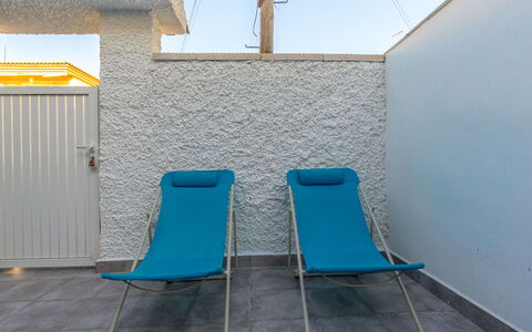 Carpa: Apartment, Chair, Balcony, Resort, Hotel, Bay, Kitchen & Dining Room Table, Outdoor Furniture, Resort Town