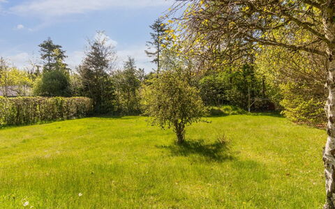 Naina - 200M from the Sea: Blue, Shrub, Cottage, Groundcover, Garden, Estate, Shade, Landscaping, Farmhouse, Eco Hotel