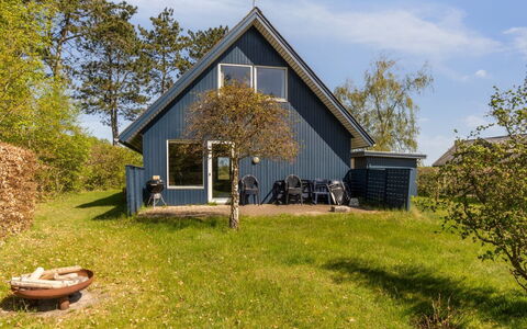 Naina - 200M from the Sea: Blue, Shrub, Cottage, Groundcover, Garden, Estate, Shade, Landscaping, Farmhouse, Eco Hotel