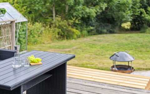 Esme - 225M to the Fjord: Blue, Shrub, Cottage, Groundcover, Garden, Estate, Shade, Landscaping, Farmhouse, Eco Hotel