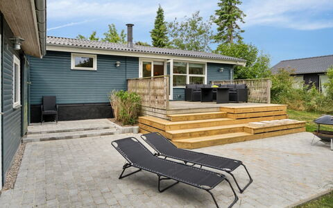 Esme - 225M to the Fjord: Blue, Shrub, Cottage, Groundcover, Garden, Estate, Shade, Landscaping, Farmhouse, Eco Hotel