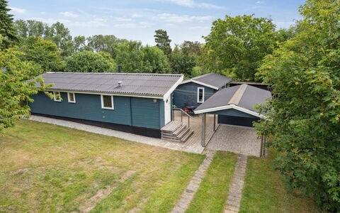 Esme - 225M to the Fjord: Blue, Shrub, Cottage, Groundcover, Garden, Estate, Shade, Landscaping, Farmhouse, Eco Hotel