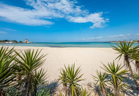 Casa Isidoro, Ac, Seaside: Blue, Sky, Water, Beach, Daytime, Body Of Water, Horizon, Coast, Coastal And Oceanic Landforms, Sea