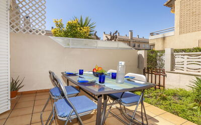 Accommodation:&nbsp;Xipres 403.1
