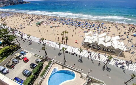 Estacha del Mar: Furniture, Chair, Table, Outdoor Furniture, Outdoor Table, Porch, Kitchen & Dining Room Table, Balcony, Deck, Shade