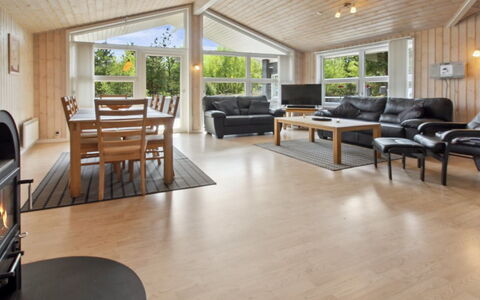 Kiowa - 4Km from the Sea: Wood, Ceiling, Couch, Interior Design, Flooring, Living Room, Floor, Furniture, Wood Flooring, Home